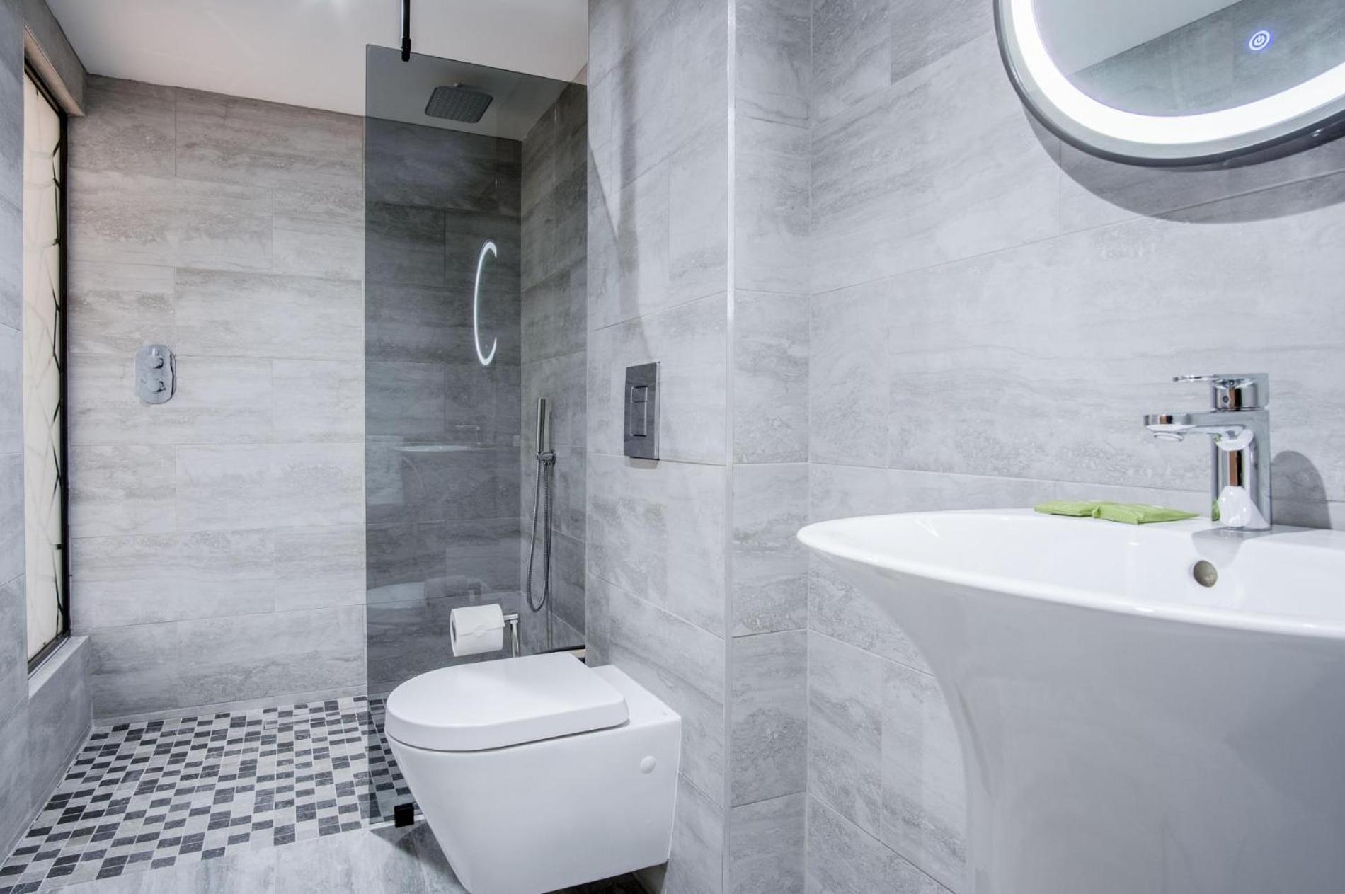 ברקון Suite 12 - Sleeping Giant Hotel - Pen Y Cae Inn מראה חיצוני תמונה