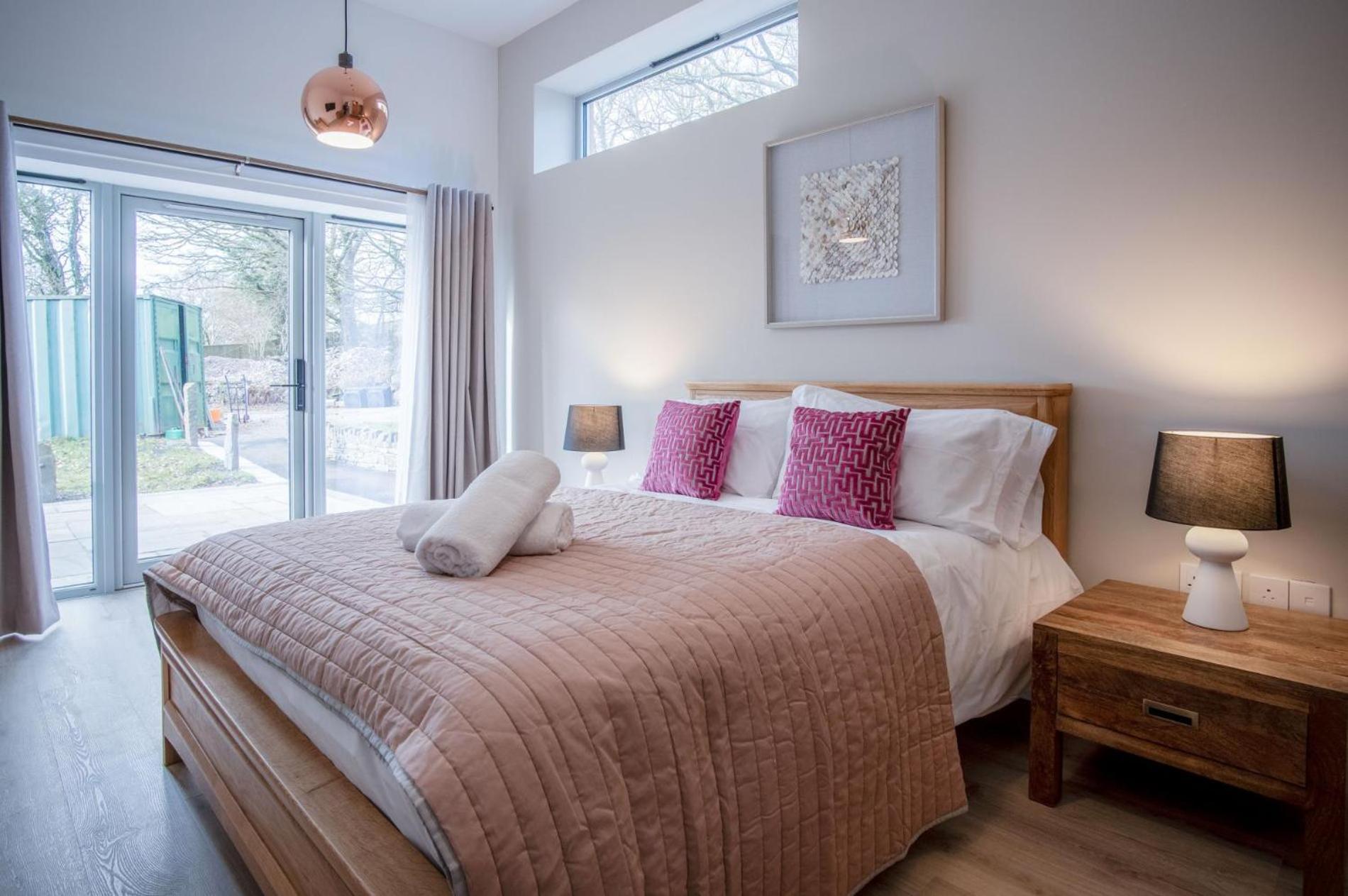 ברקון Suite 12 - Sleeping Giant Hotel - Pen Y Cae Inn מראה חיצוני תמונה